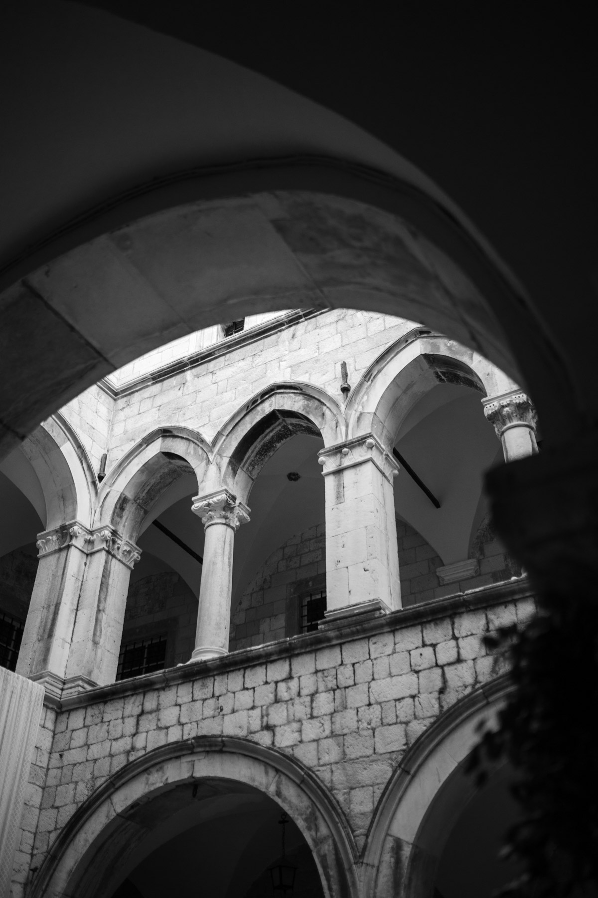 Dubrovnik wedding Sponza palace 54